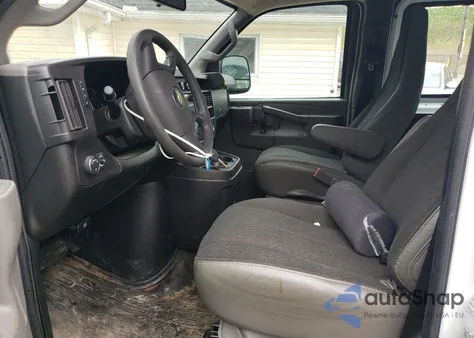 2022 Chevrolet Express G2500 z USA, uszkodzony, nr VIN 1GCWGAFPXN1155012